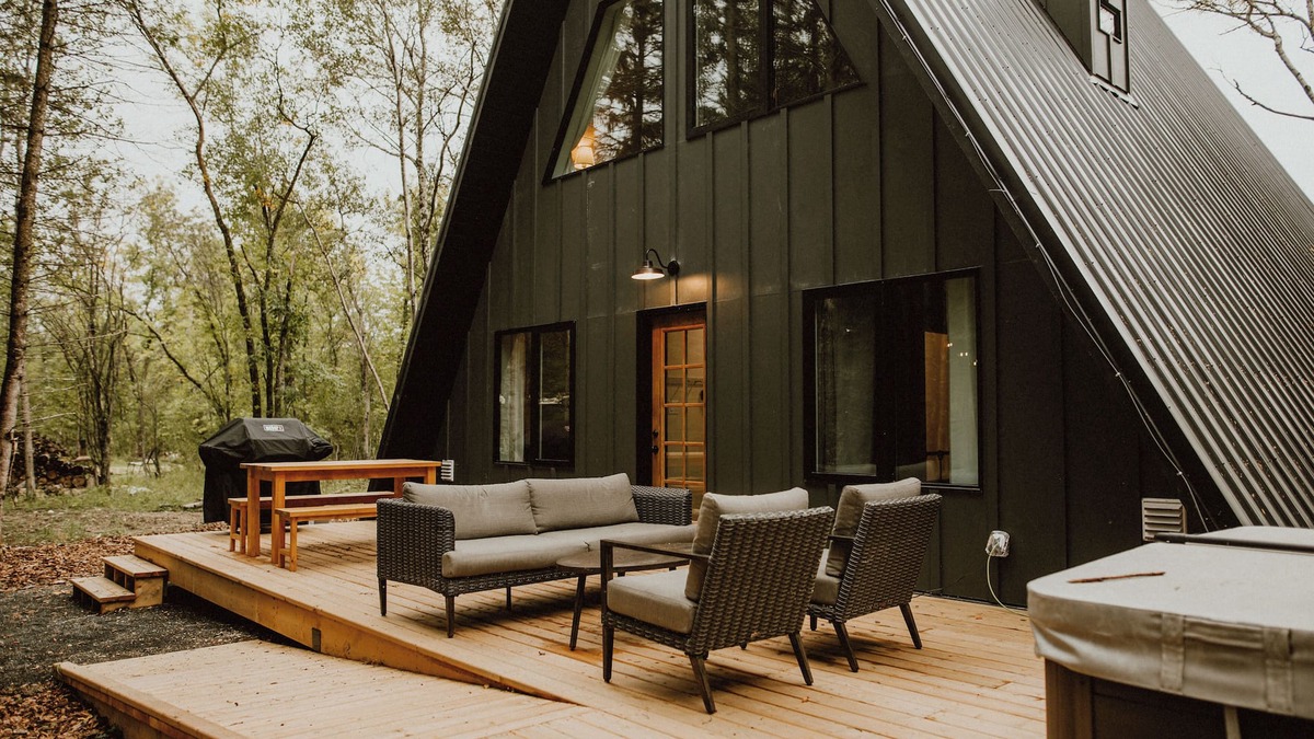 Arnes Cottage | A-Frame in the Pines. *Hot tub, wood stove, backyard oasis!*
