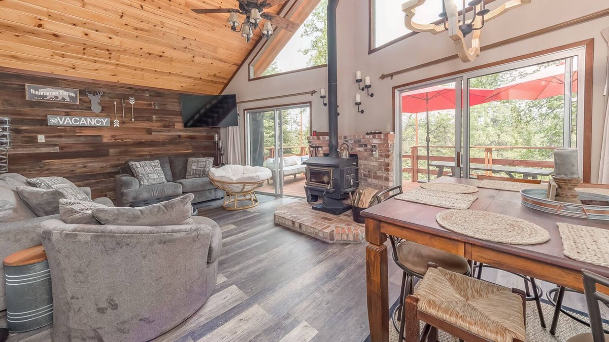 Arnold Cabin | A-Frame of Mind - Beautiful Tri-Level 4 Bedroom 3 Bath in Arnold w/Gameroom