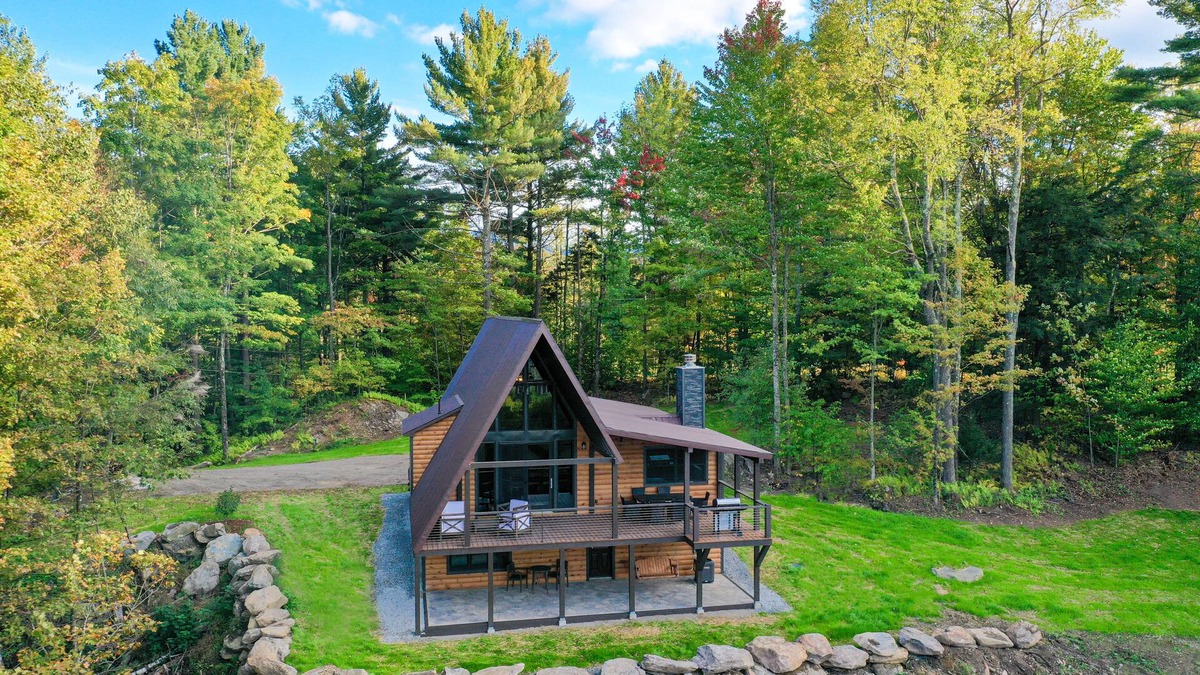 Jeffersonville Ski Chalet | A Frame on the Ridge near Smuggler's Notch
