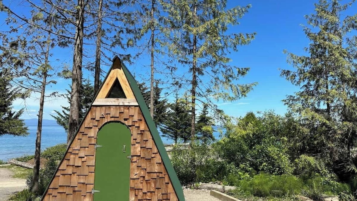Port Angeles Apartment | A-frame Shelter (T16) Oceanview Olympic Peninsula