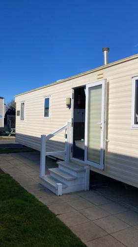 Blackpool Other | A fully equiped caravan Marton mere haven