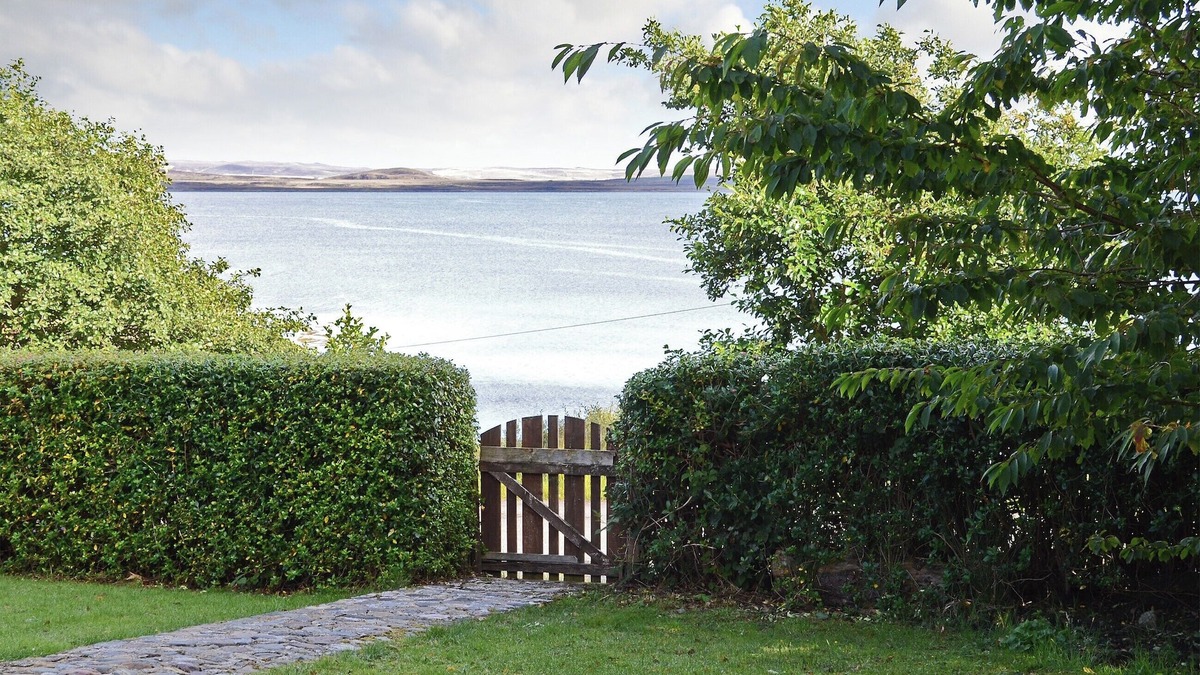 Inverasdale Cottage | A generously sized property with stunning views across Loch Ewe.