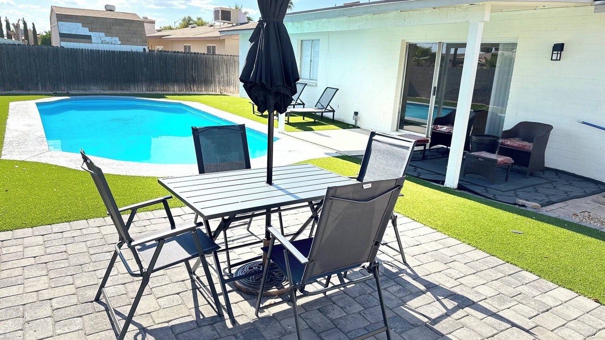 Deer Valley Estates House | A Getaway Home with a pool table, table tennis & a Pool.