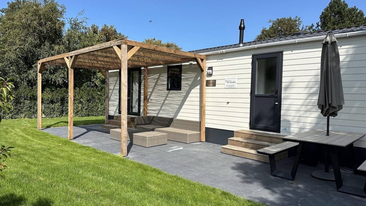 Sint Maarten House | A high-quality chalet with terrace and spacious garden