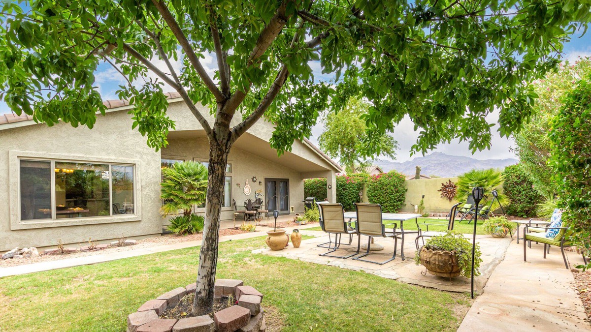 Gold Canyon House | A JEWEL IN THE DESERT