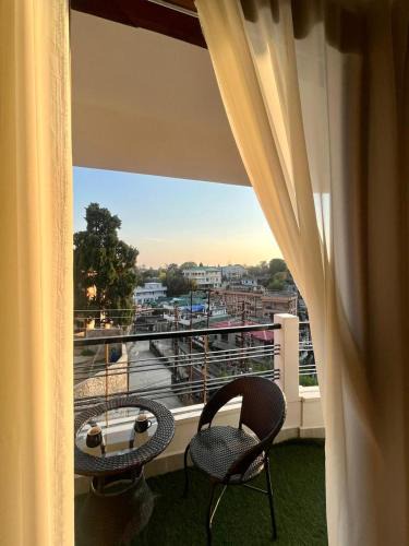 Shillong House | A La Maison
