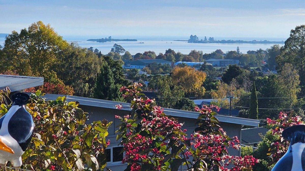 Richmond House | A large and sunny family home close to all the amenities and perfect for exploring Nelson and Tasman