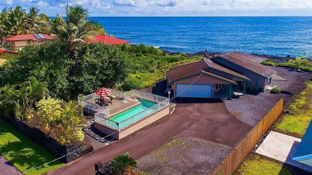 Keaau House | A Large Oceanfront House w/Private Pool