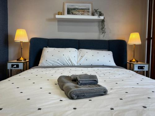 Downtown Apartment | A Little Beachy Cozy Studio, Unit 9