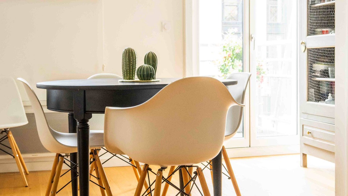 Old Lille Apartment | A luminous love cocoon with balcony in Lille