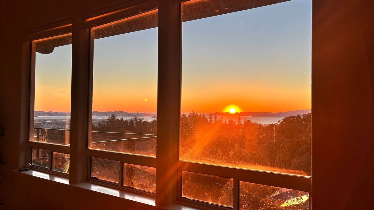 Forestland House | A Luxurious Oakland Hills Retreat