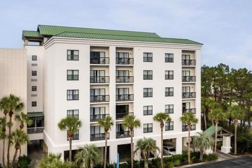 Sandestin House | A Luxurious Resort Surrounded By Beautiful Beaches And World-Class Golf Courses
