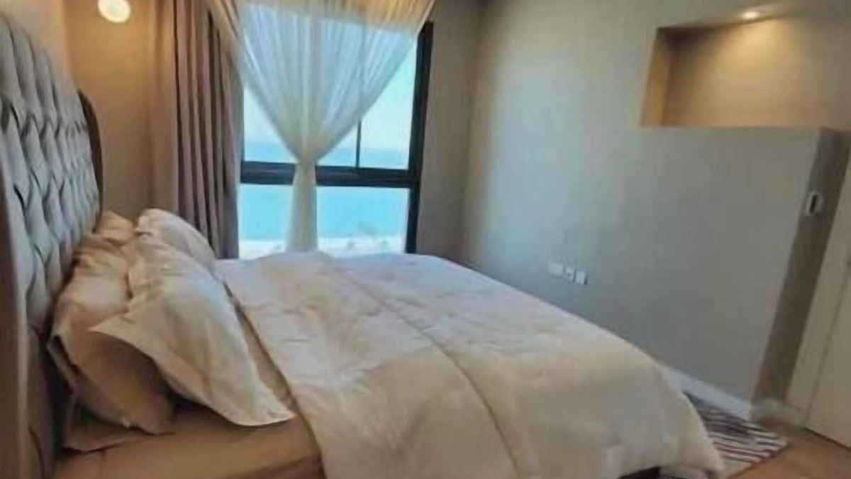Hidd Apartment | A Luxurious Sea View 1 Bedroom Apartment unit 4