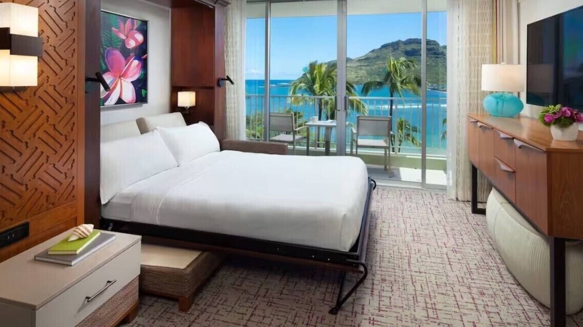 Lihue Resort | A Luxury 1 Bedroom in Villa in Marriot's Kauai beachfront resort.