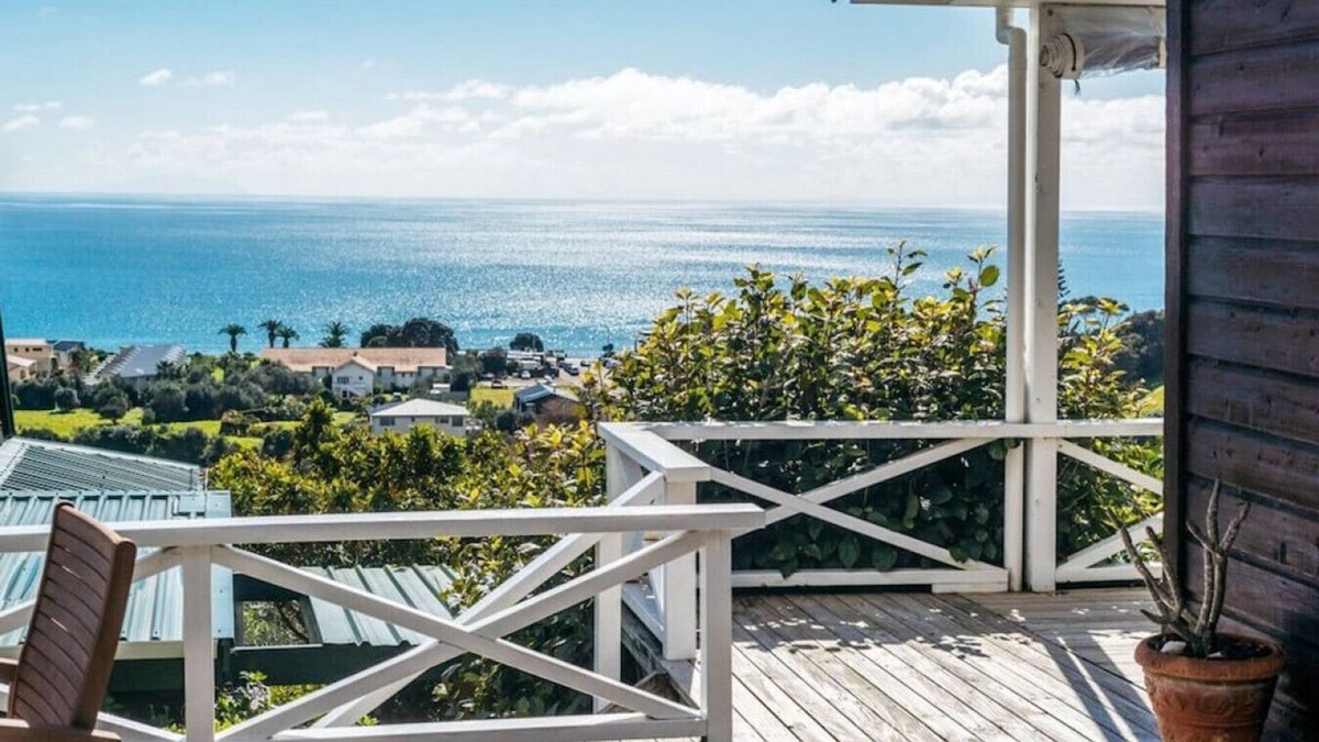 Onetangi House | A million dollar views without the price tag