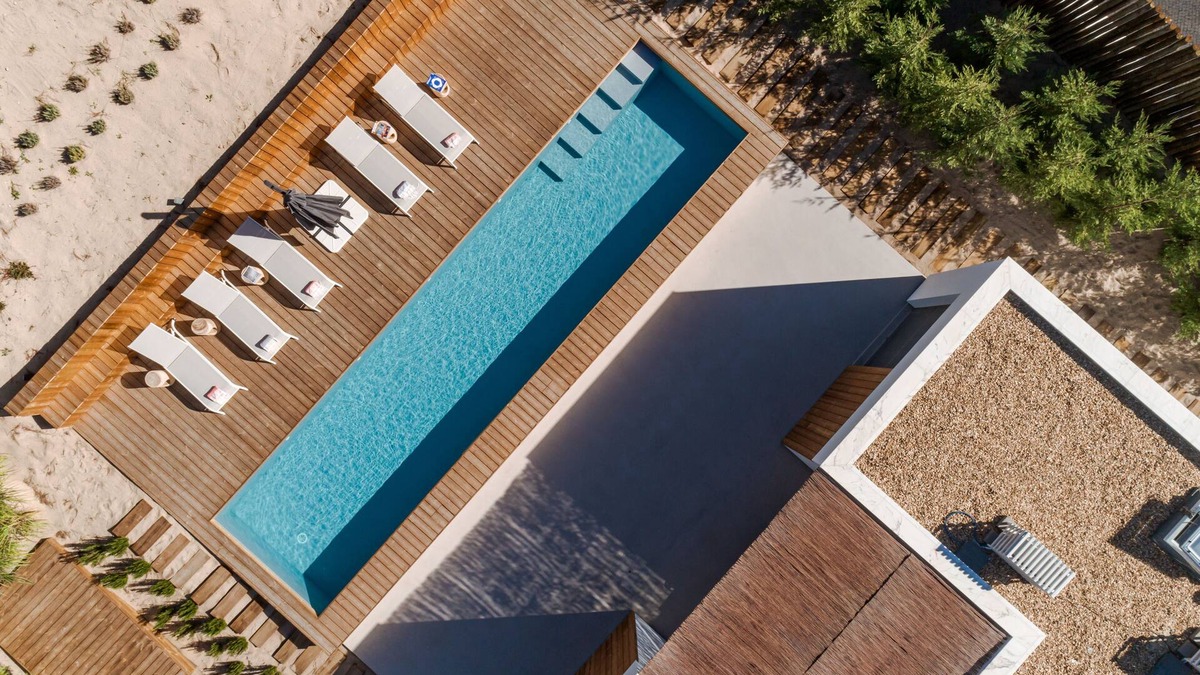 Carvalhal House | A Modern Design Villa on Comportas Exclusive Pego Beach