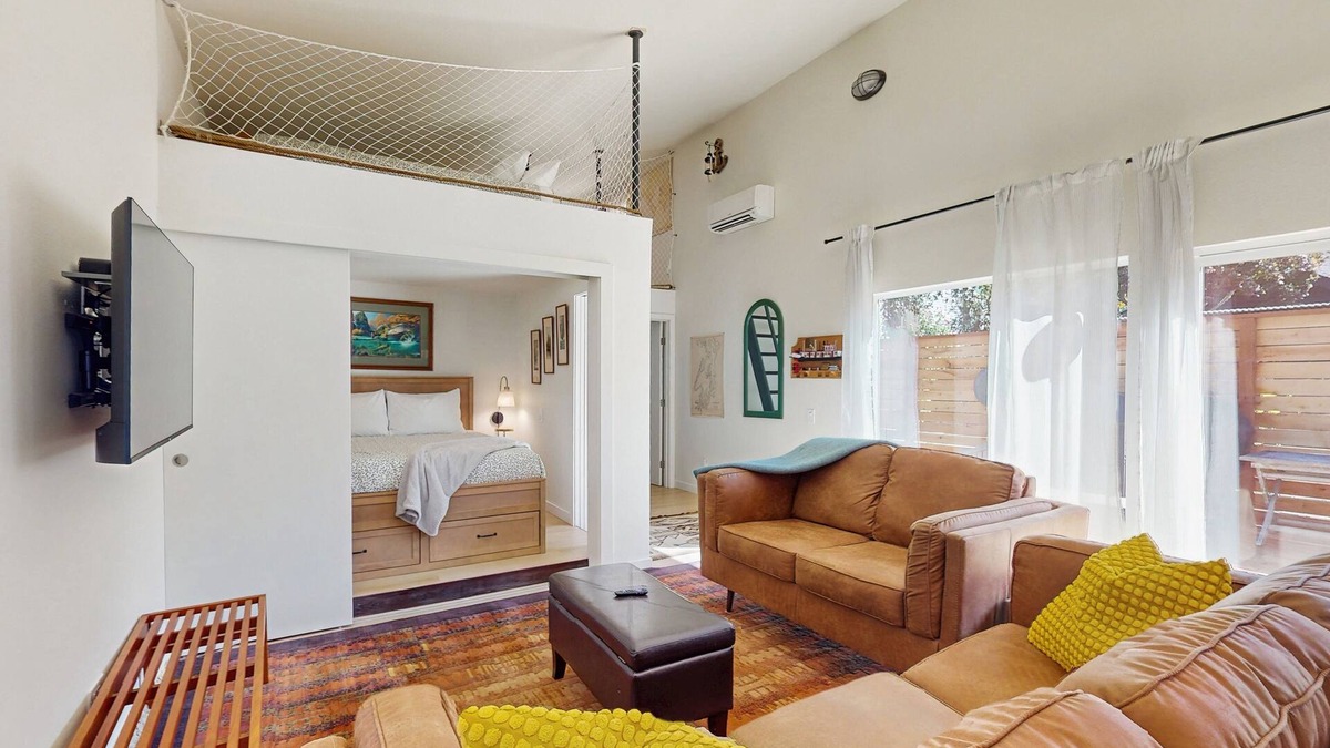 Bainbridge Island House | A Modern Island Retreat: Designed for productivity, relaxation, & extended stays