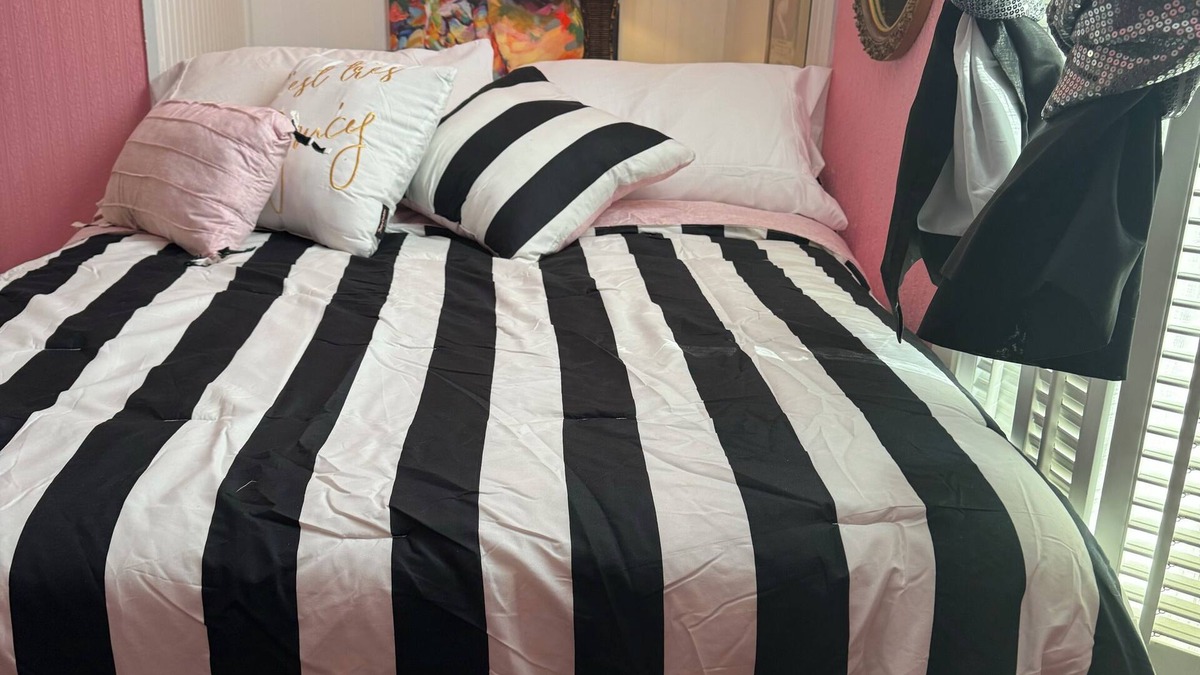 Manistee Bed & Breakfast | A Night with Marilyn Monroe