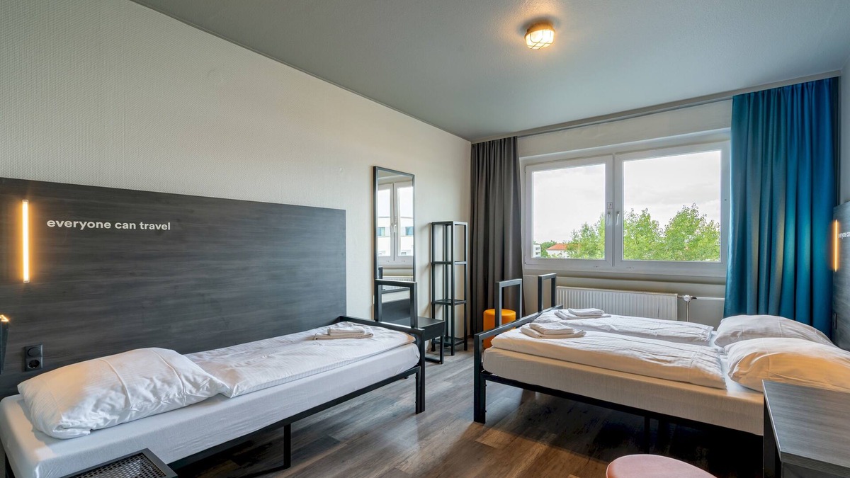 Hohenschoenhausen Hotel | a&o Berlin Kolumbus