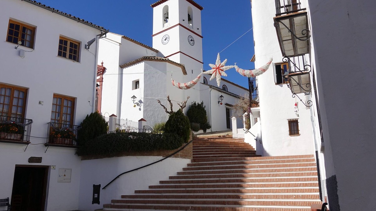 Cartajima House | A perfect Holiday (beautiful mountains & area, close to Ronda and to the beach).
