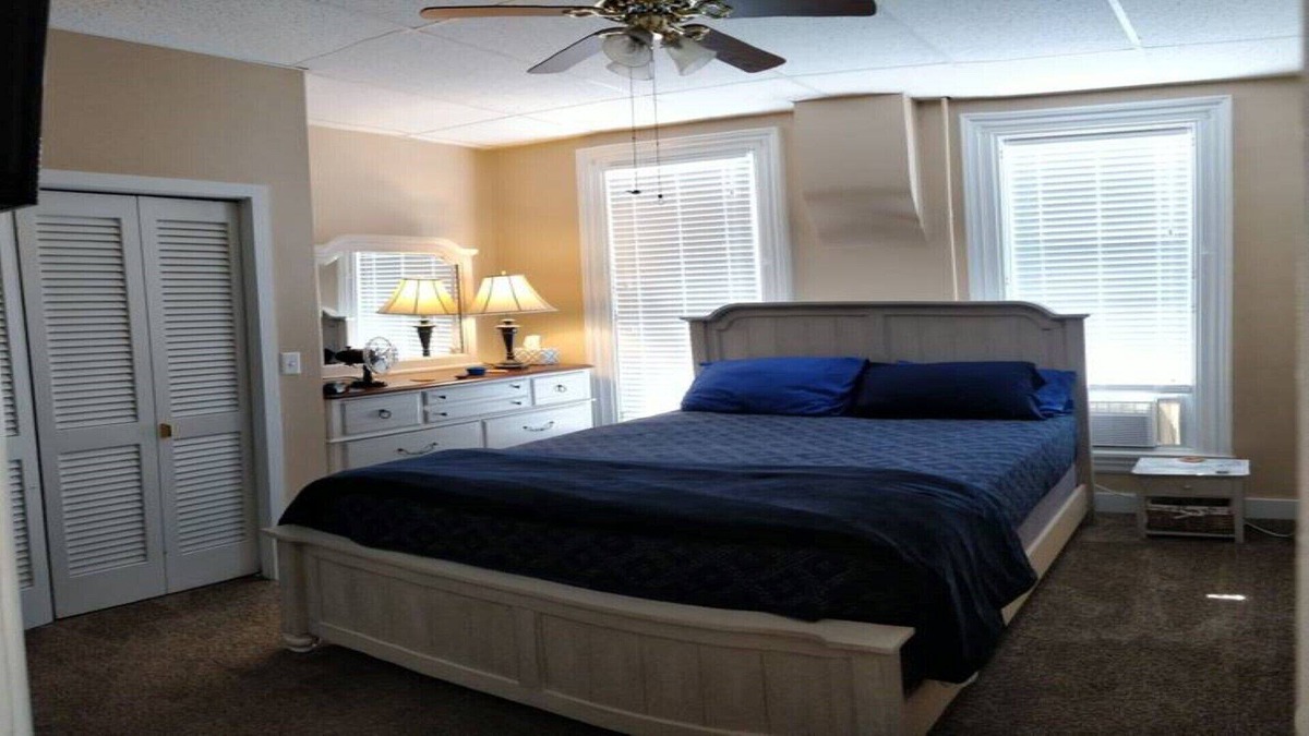 Columbia City Apartment | ⭐A Perfect Place!⭐ One Bed Room Apt near downtown Columbia City