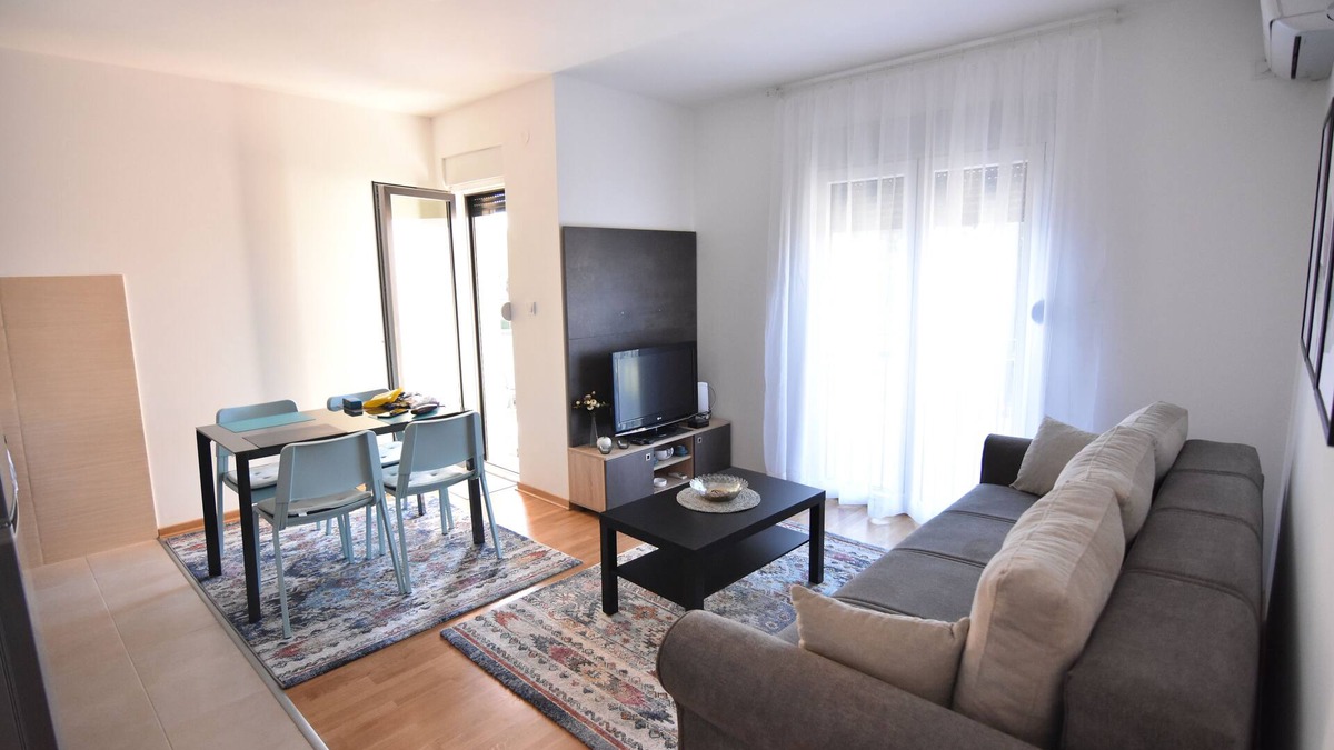 Vrnjacka Banja Apartment | A pleasant apartment located 7-8 minutes' walk from the central park.
