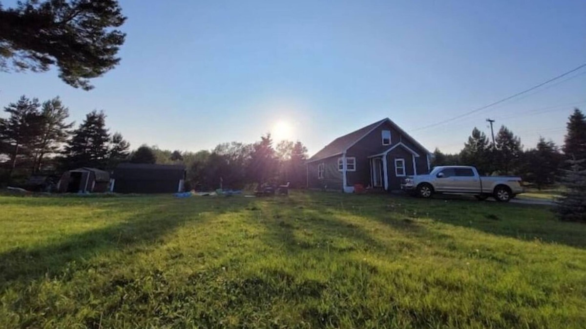 Clarke's Beach Cottage | A Private Paradise