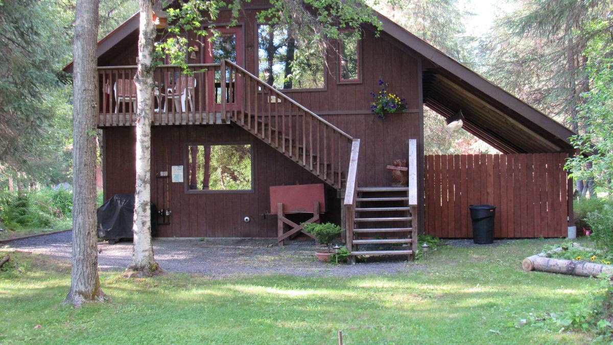 Crown Point Cottage | A Private Riverside Suite, Tucked In The Mountains, Just 30 Minutes From Seward