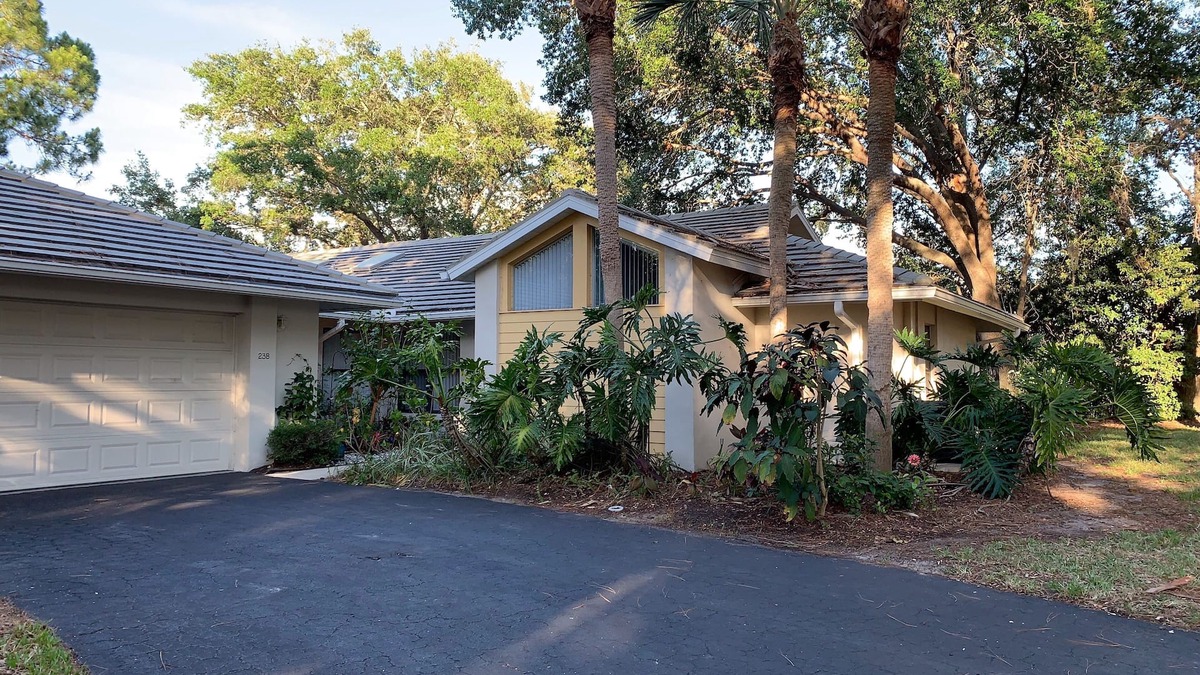 Myrtle Trace Villa | A Relaxing Venice Villa
