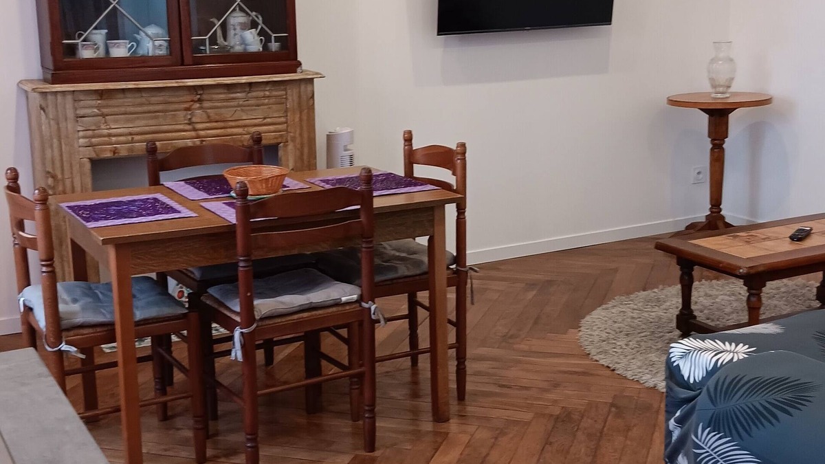 Guilvinec Apartment | A renovated 2-star furnished apartment for 4 people