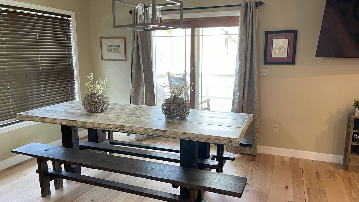 Pleasant Grove House | A River Runs Through It