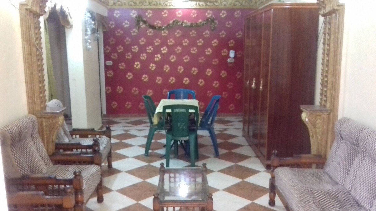 Al-Muntazah Apartment | A room w/2 beds/FP in Alex - 20 mins from the sea