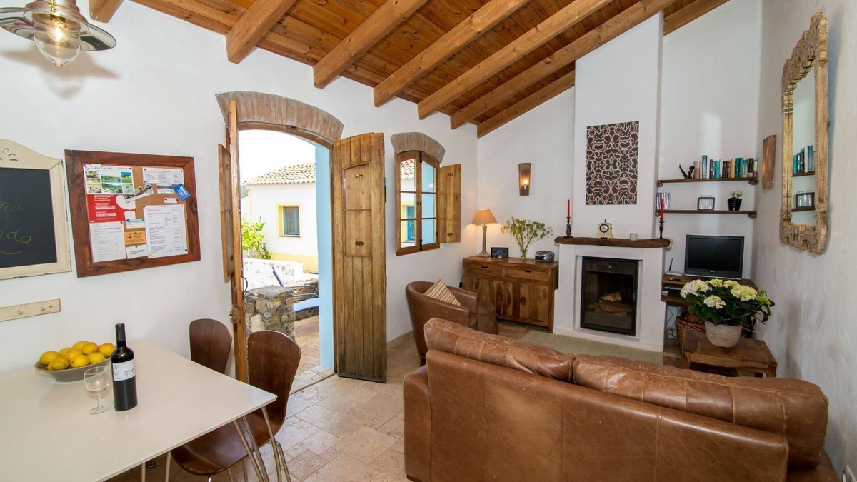 Aljezur House | A Ruina Velha - sleeps up to 2