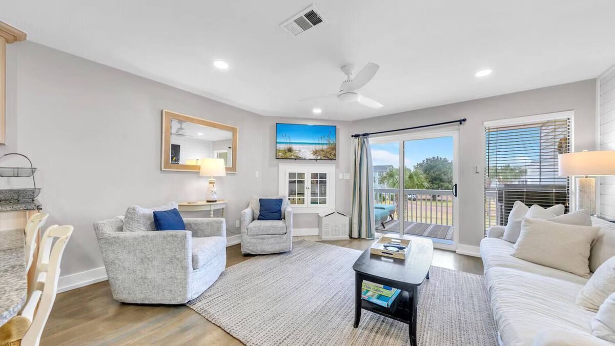 Santa Rosa Beach House | "A Sight 2 Sea" Beachy Townhouse, Private Beach Access, Pool, Hot Tub