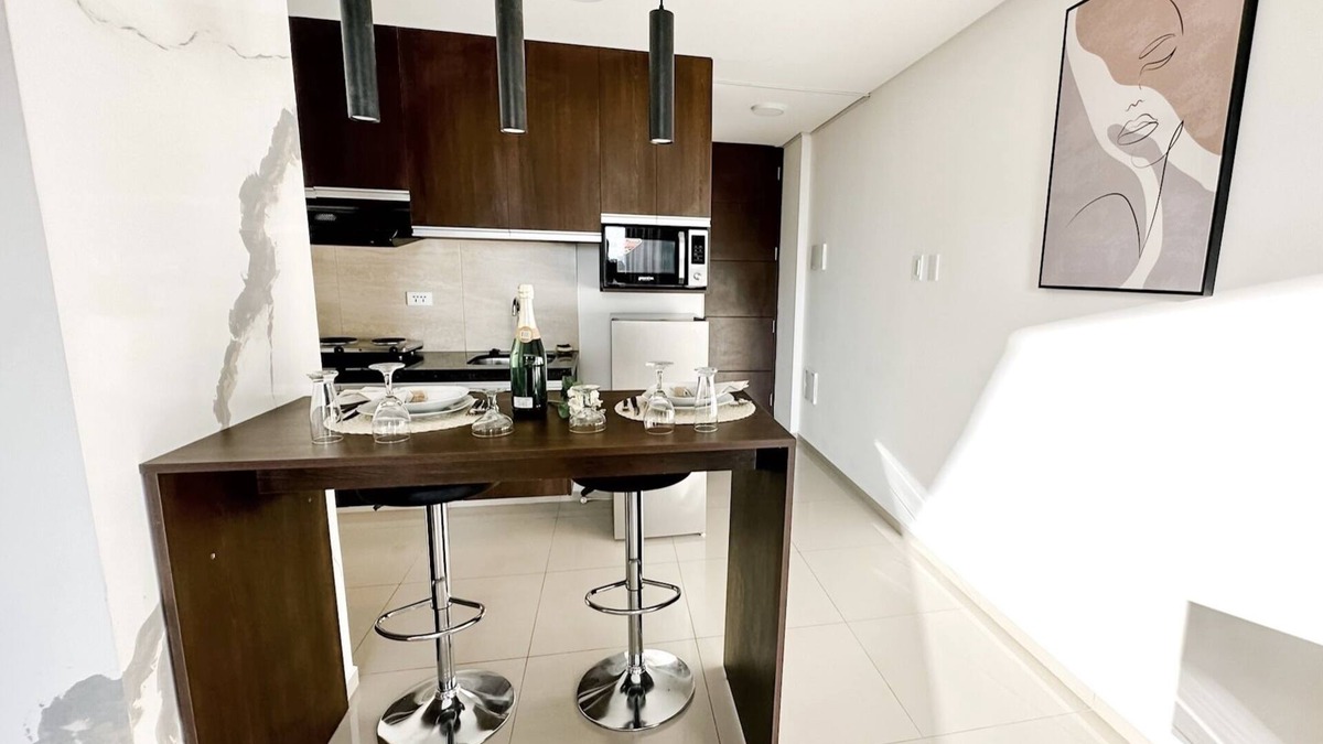 Santa Cruz Apartment | A Solo 15 Minutos del Aeropuerto Viru Viru!