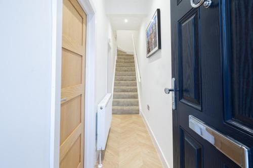 Borehamwood House | A spacious and modern 4Bedroom house