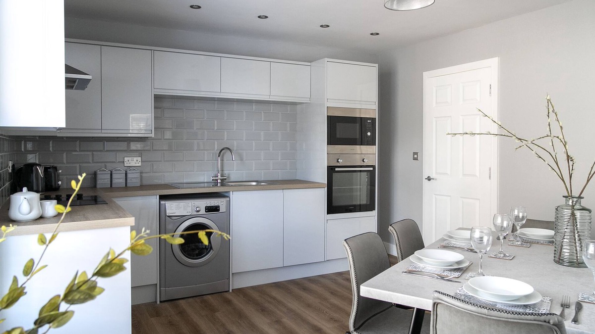 Grassington Apartment | A spacious and stylish 2 bedroom, 2 bathroom duplex apartment