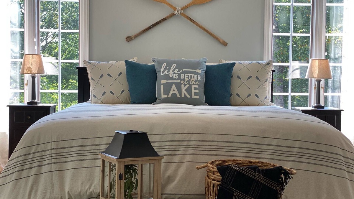 New London House | A Spirited Retreat w/Dock, Theatre & Gameroom!