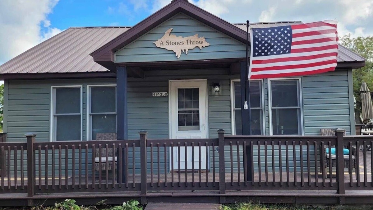 Grand Marais House | A Stone's Throw from Lake Superior, the bay and downtown pet friendly