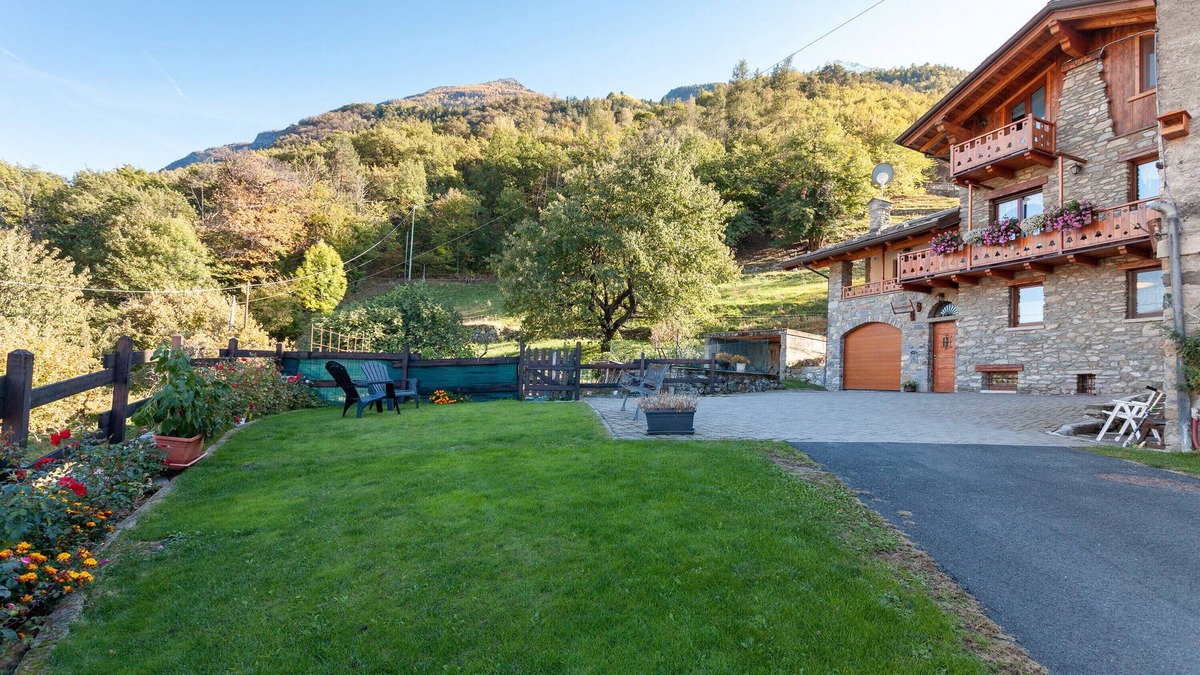 Pollein Apartment | A Stone's Throw from Aosta