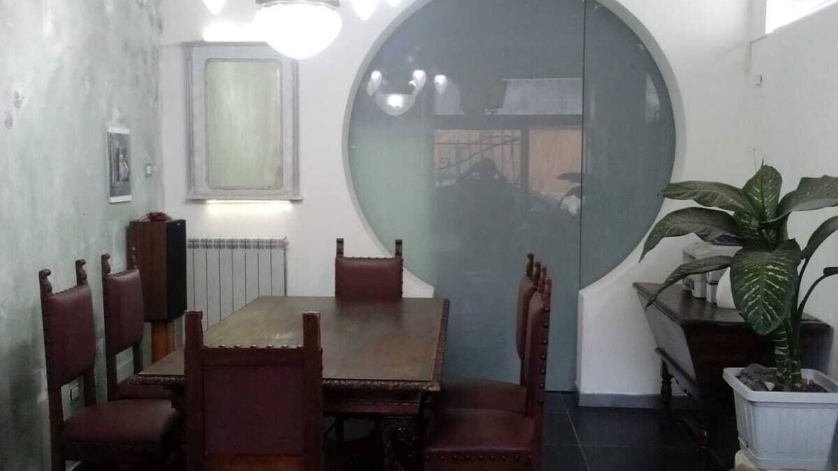 Piombino Apartment | A stone's throw from the center outside the ZTL, large first floor for short stays
