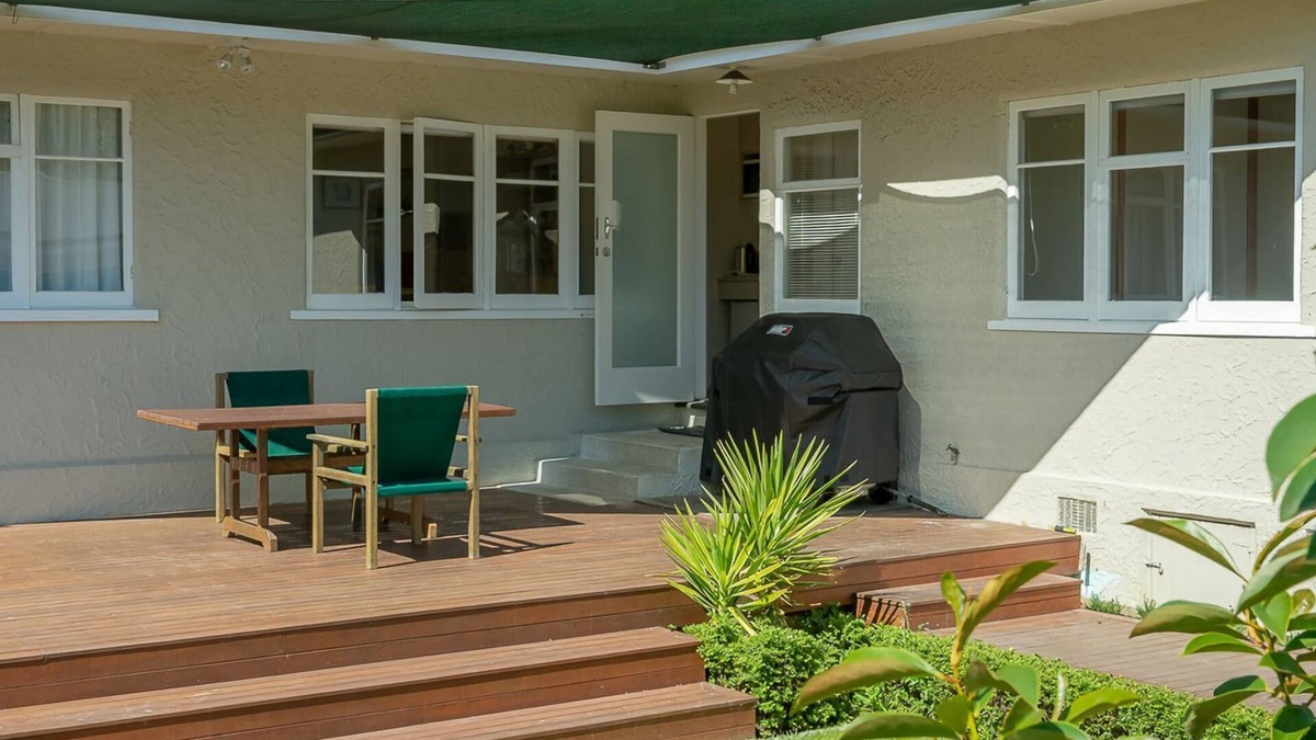 Nelson South Apartment | A stunning boutique apartment ideally nestled in the heart of vibrant Nelson City