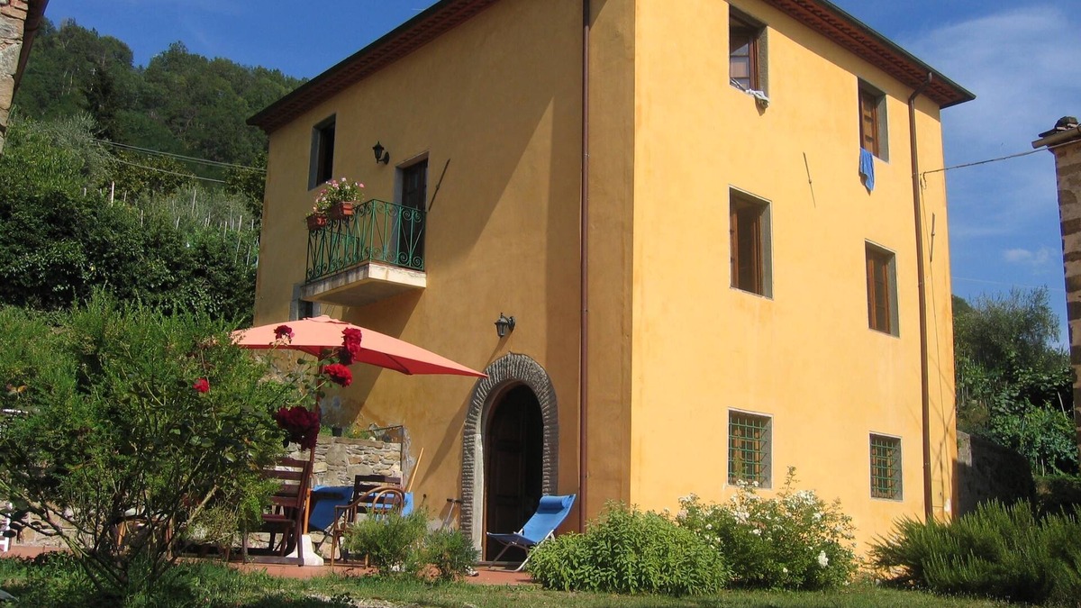 Villa Bascilica House | A stunning property with beautiful views across the valley towards Lucca
