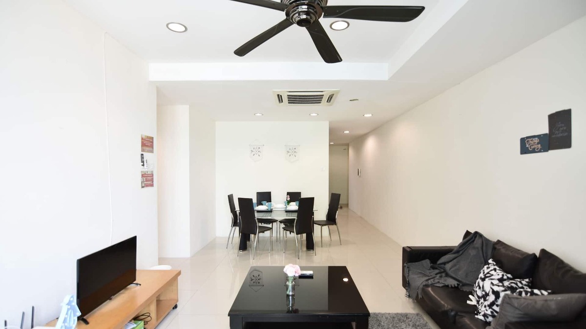 Pudu Apartment | A Stylish & Comfy High-Floor, 4BR Apt FREE Parking
