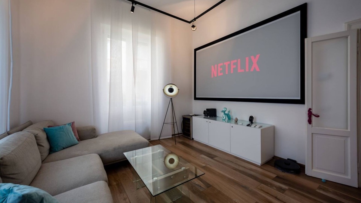 Est Apartment | A stylish urban retreat where design, comfort, and technology come together to offer you an extraordinary living experience. Nestled in the peaceful streets of Borgo Venezia, just minutes from Verona’s historic center, Spolverini16 is the perfect place