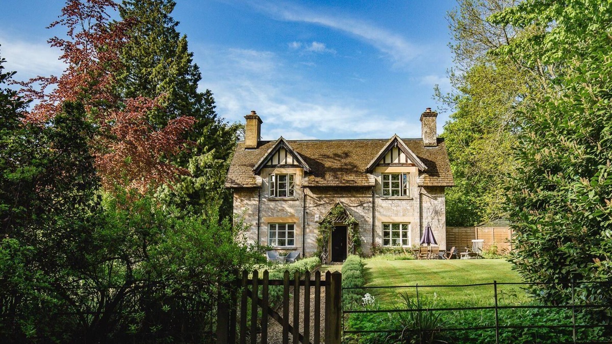 Winchcombe Cottage | A sudeley castle cottage that sleeps 6 guests in 3 bedrooms
