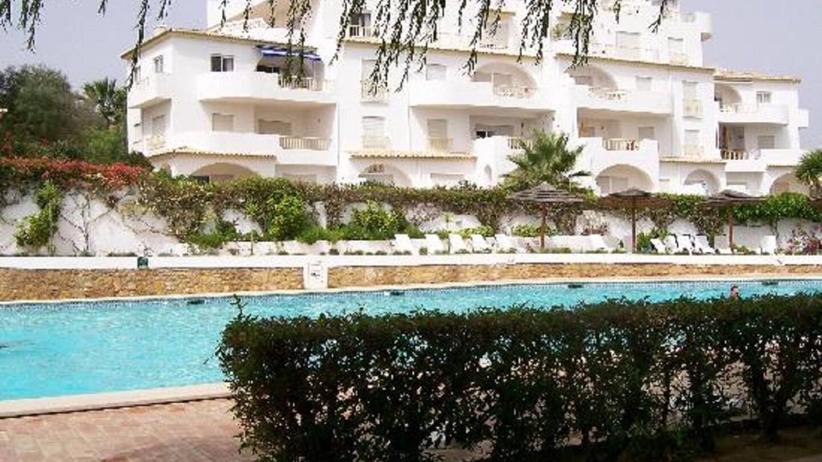 Praia da Luz Apartment | A superb 2 bed apartment with Ocean Club facilities & superb views