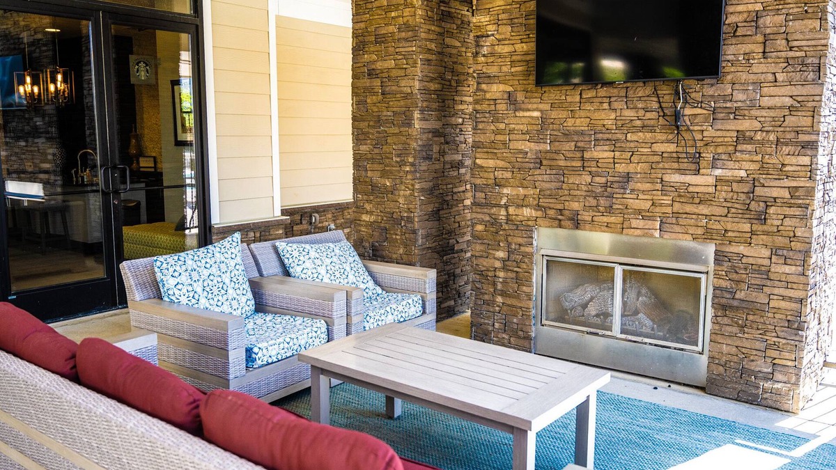 Zionsville Apartment | A Superb 3Bedrooms with two bathroom in Zionsville Suitable for Long-term Stay