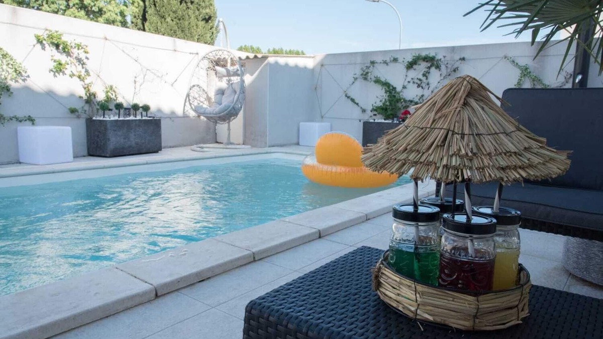Lunel House | A superb villa for an unforgettable vacation