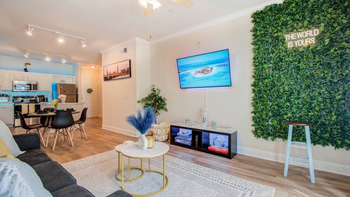 Willow Meadows/Willowbend Area Apartment | A Taste of Greece - 1BR/NRG/MD Anderson/Galleria